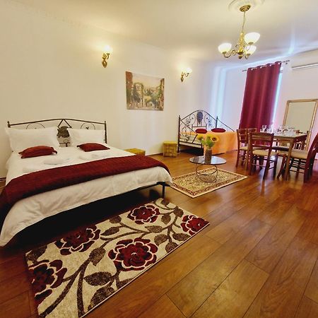 5* Royal House Near Unirii Square Villa Kaloşvar Dış mekan fotoğraf